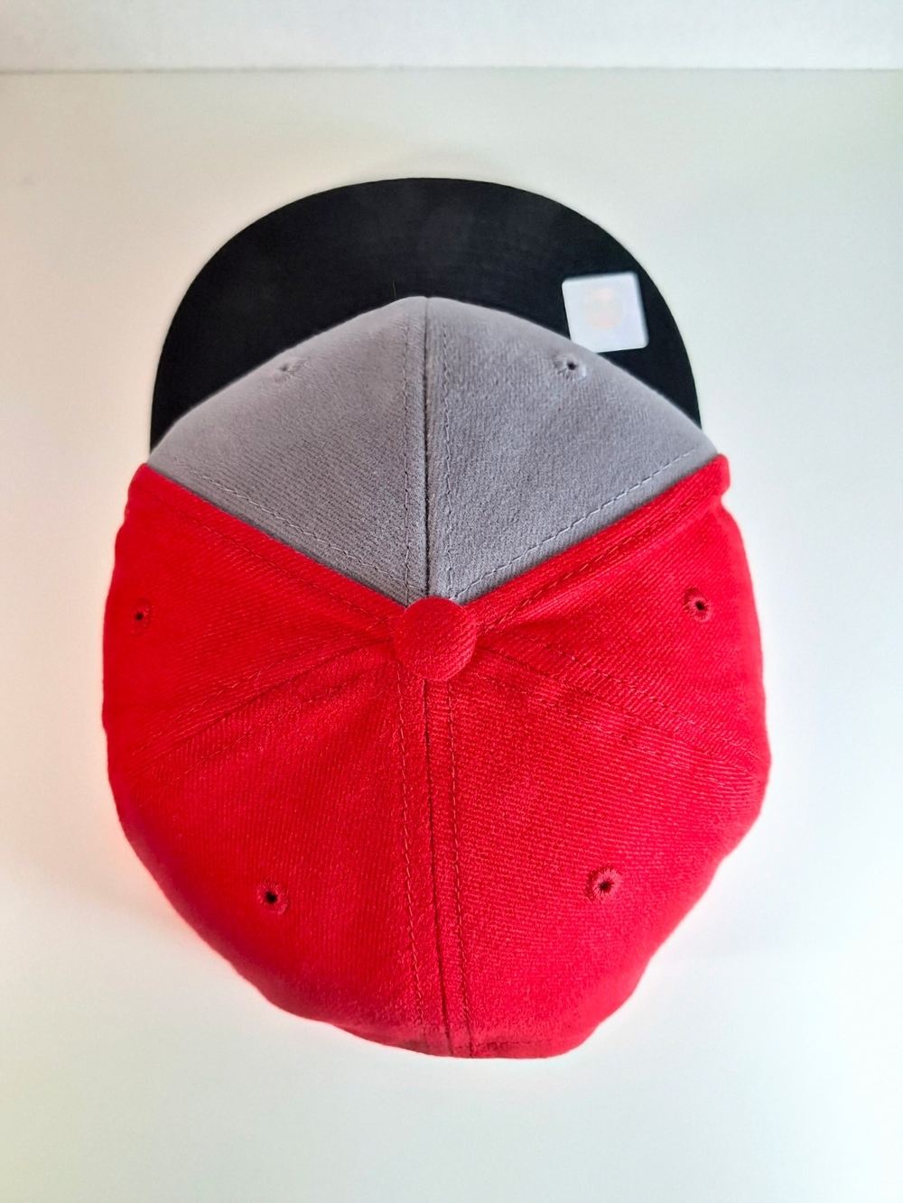 Georgia Bulldogs Red Gray Black Fitted Hat - Picture 5 of 9